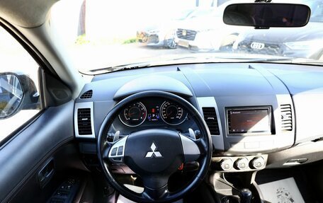 Mitsubishi Outlander III рестайлинг 3, 2009 год, 950 000 рублей, 7 фотография