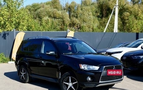 Mitsubishi Outlander III рестайлинг 3, 2009 год, 950 000 рублей, 2 фотография