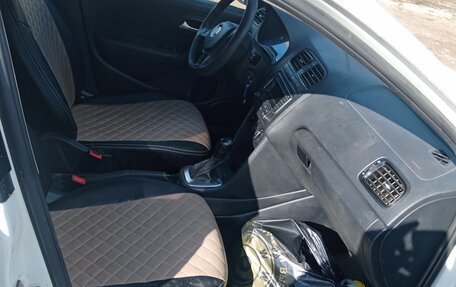 Volkswagen Polo VI (EU Market), 2018 год, 310 000 рублей, 4 фотография