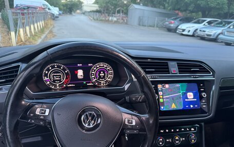 Volkswagen Tiguan II, 2017 год, 2 400 000 рублей, 15 фотография