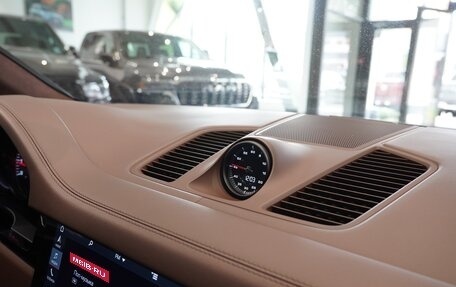 Porsche Cayenne III, 2019 год, 7 990 000 рублей, 22 фотография