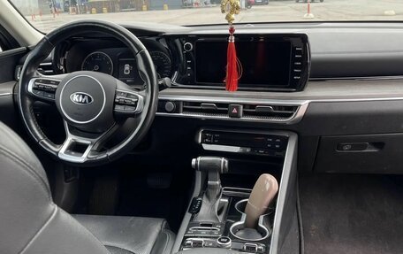KIA K5, 2020 год, 2 700 000 рублей, 10 фотография