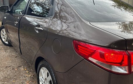 KIA Rio III рестайлинг, 2015 год, 950 000 рублей, 5 фотография