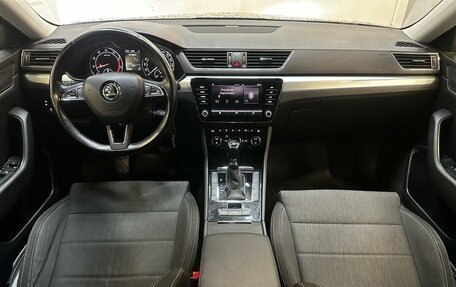 Skoda Superb III рестайлинг, 2018 год, 1 480 000 рублей, 5 фотография