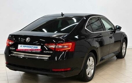 Skoda Superb III рестайлинг, 2018 год, 1 480 000 рублей, 4 фотография