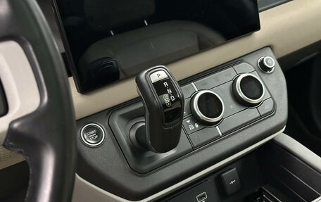 Land Rover Defender II, 2021 год, 7 600 000 рублей, 22 фотография