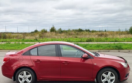 Chevrolet Cruze II, 2010 год, 750 000 рублей, 5 фотография