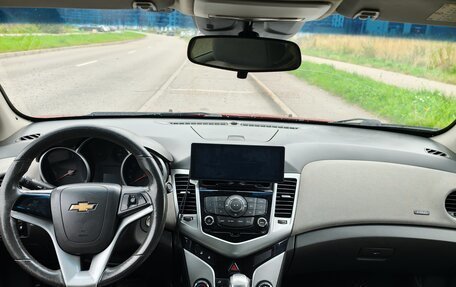 Chevrolet Cruze II, 2010 год, 750 000 рублей, 10 фотография