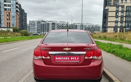 Chevrolet Cruze II, 2010 год, 750 000 рублей, 7 фотография