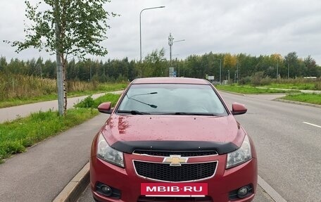 Chevrolet Cruze II, 2010 год, 750 000 рублей, 3 фотография