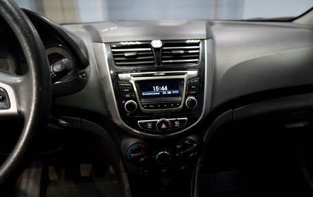 Hyundai Solaris II рестайлинг, 2014 год, 599 000 рублей, 13 фотография