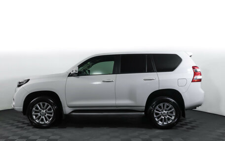 Toyota Land Cruiser Prado 150 рестайлинг 2, 2014 год, 3 990 000 рублей, 8 фотография