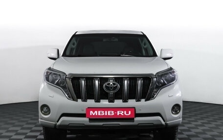 Toyota Land Cruiser Prado 150 рестайлинг 2, 2014 год, 3 990 000 рублей, 2 фотография