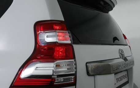 Toyota Land Cruiser Prado 150 рестайлинг 2, 2014 год, 3 990 000 рублей, 17 фотография