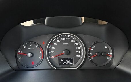 Hyundai H-1 II рестайлинг, 2016 год, 2 190 000 рублей, 15 фотография