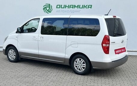 Hyundai H-1 II рестайлинг, 2016 год, 2 190 000 рублей, 7 фотография