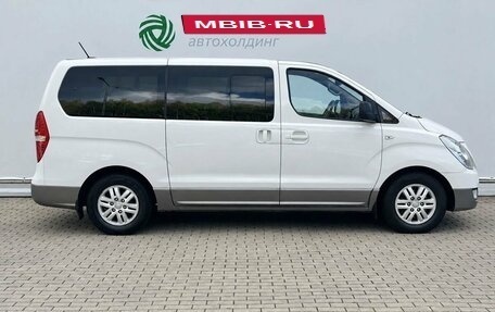 Hyundai H-1 II рестайлинг, 2016 год, 2 190 000 рублей, 4 фотография