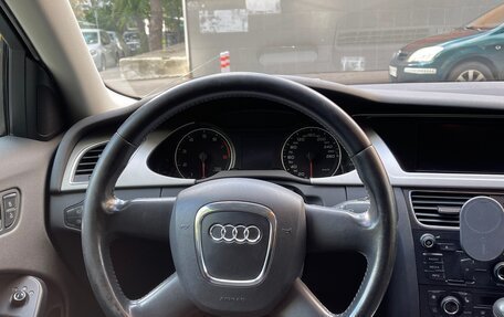 Audi A4, 2010 год, 890 000 рублей, 11 фотография