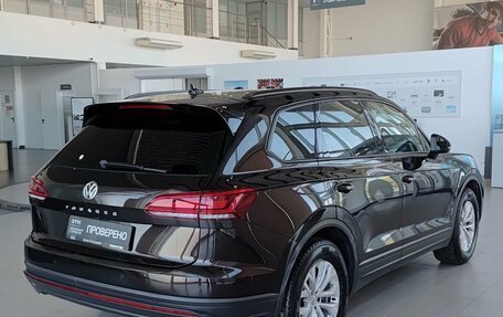 Volkswagen Touareg III, 2020 год, 3 990 000 рублей, 6 фотография