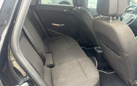 Opel Astra J, 2011 год, 549 000 рублей, 12 фотография
