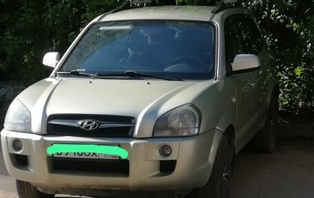 Hyundai Tucson III, 2008 год, 740 000 рублей, 2 фотография