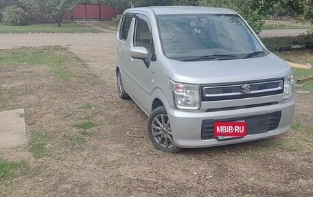Suzuki Wagon R VI, 2017 год, 750 000 рублей, 3 фотография