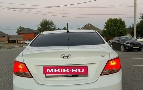 Hyundai Solaris II рестайлинг, 2016 год, 730 000 рублей, 5 фотография