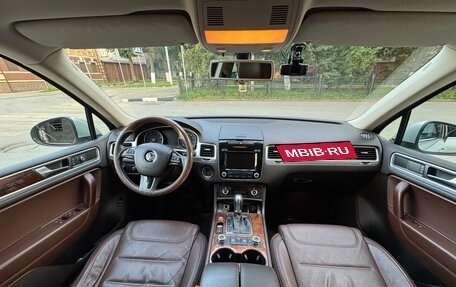 Volkswagen Touareg III, 2012 год, 2 190 000 рублей, 10 фотография