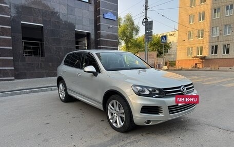 Volkswagen Touareg III, 2012 год, 2 190 000 рублей, 3 фотография