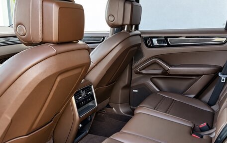 Porsche Cayenne III, 2018 год, 5 490 000 рублей, 11 фотография