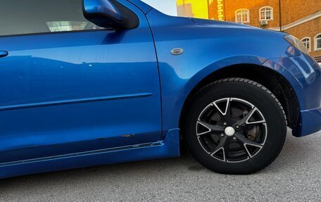 Mazda Demio III (DE), 2004 год, 435 000 рублей, 23 фотография
