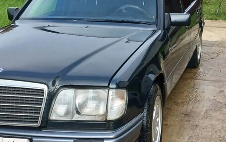Mercedes-Benz E-Класс, 1995 год, 390 000 рублей, 15 фотография