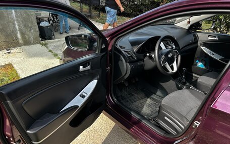 Hyundai Solaris II рестайлинг, 2012 год, 620 000 рублей, 9 фотография