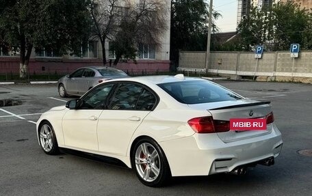 BMW 3 серия, 2012 год, 1 900 000 рублей, 2 фотография
