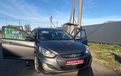 Hyundai Solaris II рестайлинг, 2012 год, 750 000 рублей, 1 фотография