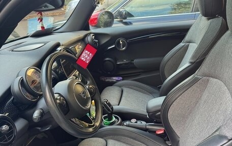 MINI Hatch, 2019 год, 2 700 000 рублей, 5 фотография