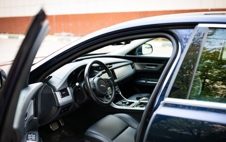 Jaguar XF II, 2017 год, 3 500 000 рублей, 6 фотография