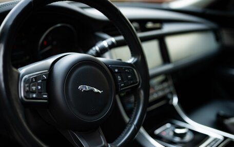 Jaguar XF II, 2017 год, 3 500 000 рублей, 7 фотография
