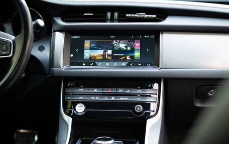 Jaguar XF II, 2017 год, 3 500 000 рублей, 14 фотография