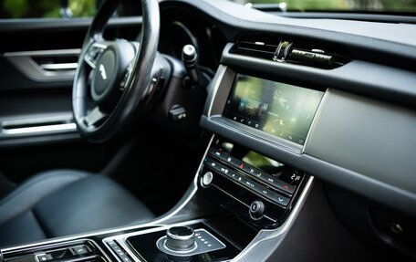 Jaguar XF II, 2017 год, 3 500 000 рублей, 20 фотография