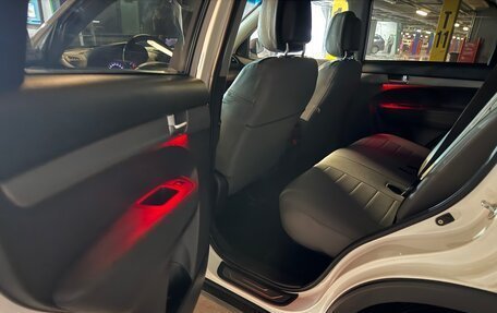 KIA Sorento II рестайлинг, 2013 год, 1 520 000 рублей, 33 фотография