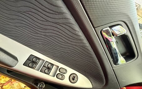 Hyundai Solaris II рестайлинг, 2011 год, 670 000 рублей, 7 фотография