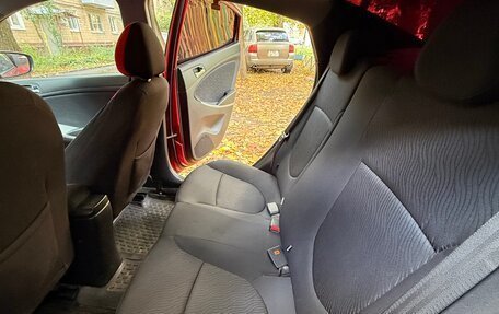 Hyundai Solaris II рестайлинг, 2011 год, 670 000 рублей, 10 фотография