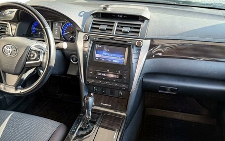 Toyota Camry, 2015 год, 1 950 000 рублей, 13 фотография