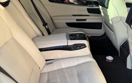 BMW 7 серия, 2011 год, 1 199 999 рублей, 21 фотография