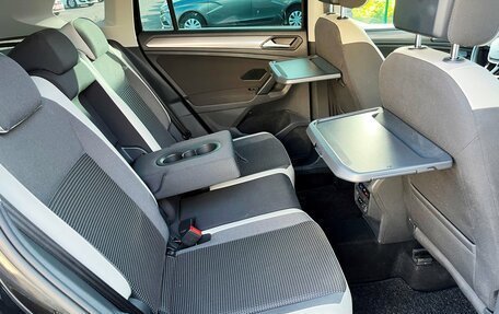Volkswagen Tiguan II, 2020 год, 2 597 500 рублей, 26 фотография