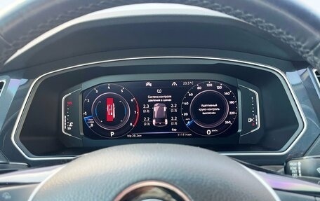 Volkswagen Tiguan II, 2020 год, 2 597 500 рублей, 19 фотография