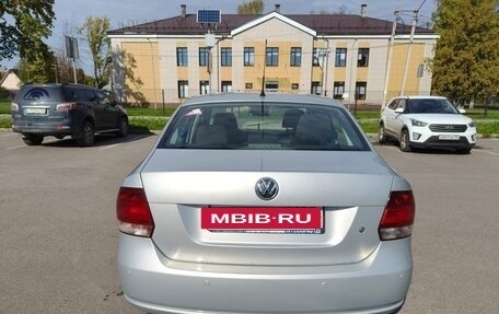Volkswagen Polo VI (EU Market), 2011 год, 700 000 рублей, 2 фотография