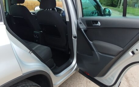 Volkswagen Tiguan I, 2010 год, 1 150 000 рублей, 16 фотография