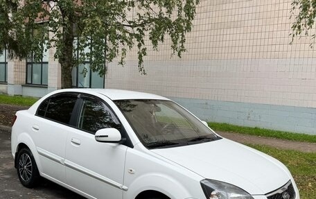 KIA Rio II, 2011 год, 450 000 рублей, 2 фотография
